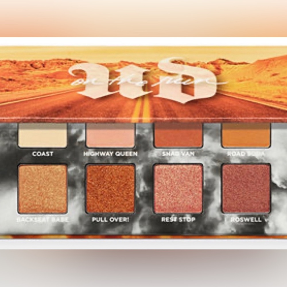 Urban Decay On The Run Eyeshadow Palette - Travel Size